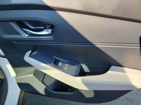 Certified 2024 Honda Accord LX image 15