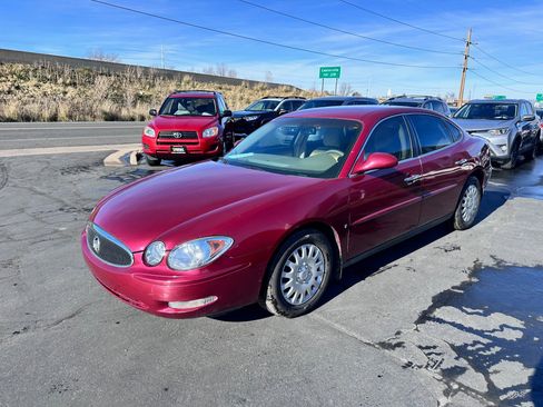 Used 2006 Buick LaCrosse CX image 2