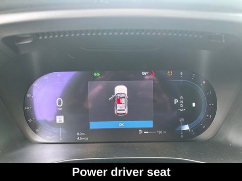 Used 2023 Volvo XC40 B5 Plus w/ Protection Package Premier image 13