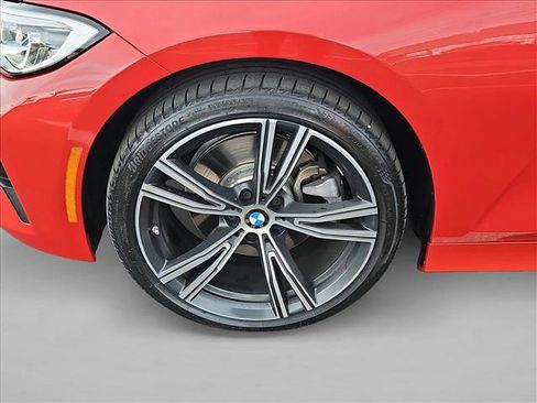 Used 2021 BMW 330i Sedan w/ Executive Package image 25
