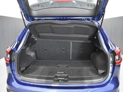 Used 2021 Nissan Rogue Sport SV AWD/4WD image 31