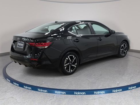 Used 2024 Nissan Sentra SV image 6