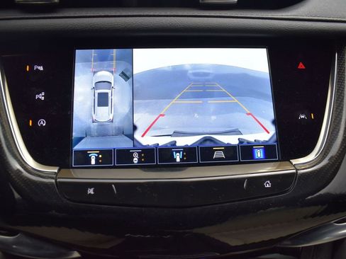 Certified 2023 Cadillac XT6 Sport w/ Technology Package image 18