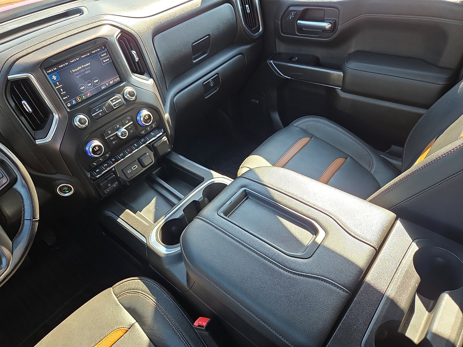 Used 2019 GMC Sierra 1500 AT4 w/ AT4 Premium Package AWD/4WD image 12