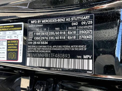 Used 2026 Mercedes-Benz GLC 300 4MATIC image 32