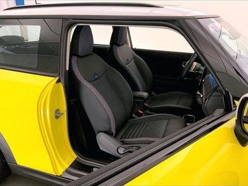 Certified 2025 MINI Cooper S image 6