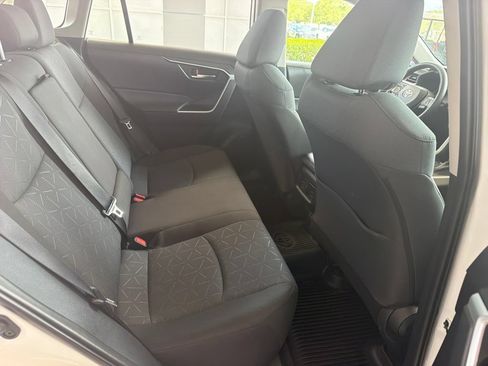 Certified 2025 Toyota RAV4 XLE AWD/4WD image 25