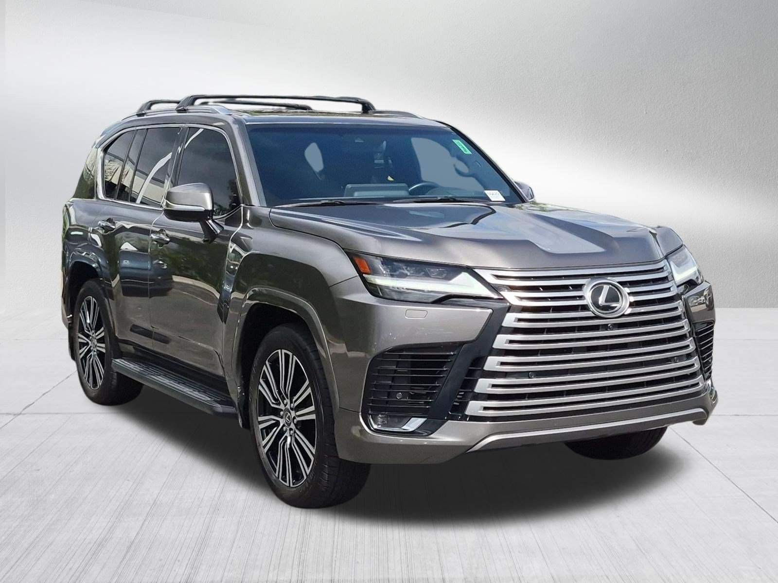 Used 2024 Lexus LX 600 4WD w/ Luxury Package image 8