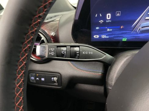 Used 2024 Chevrolet Blazer EV RS image 24