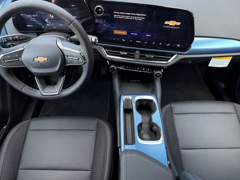 New 2026 Chevrolet Equinox EV LT FWD image 11