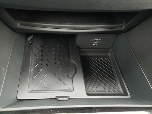 New 2026 Chrysler Pacifica Limited w/ Trailer Tow Group image 10