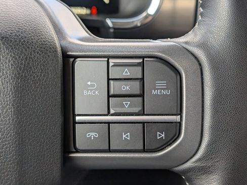 Used 2023 Ford F150 Lariat w/ FX4 Off-Road Package image 19