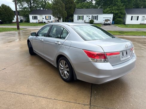 Used 2011 Honda Accord EX image 8