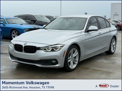 Used 2017 BMW 320i Sedan RWD image 1