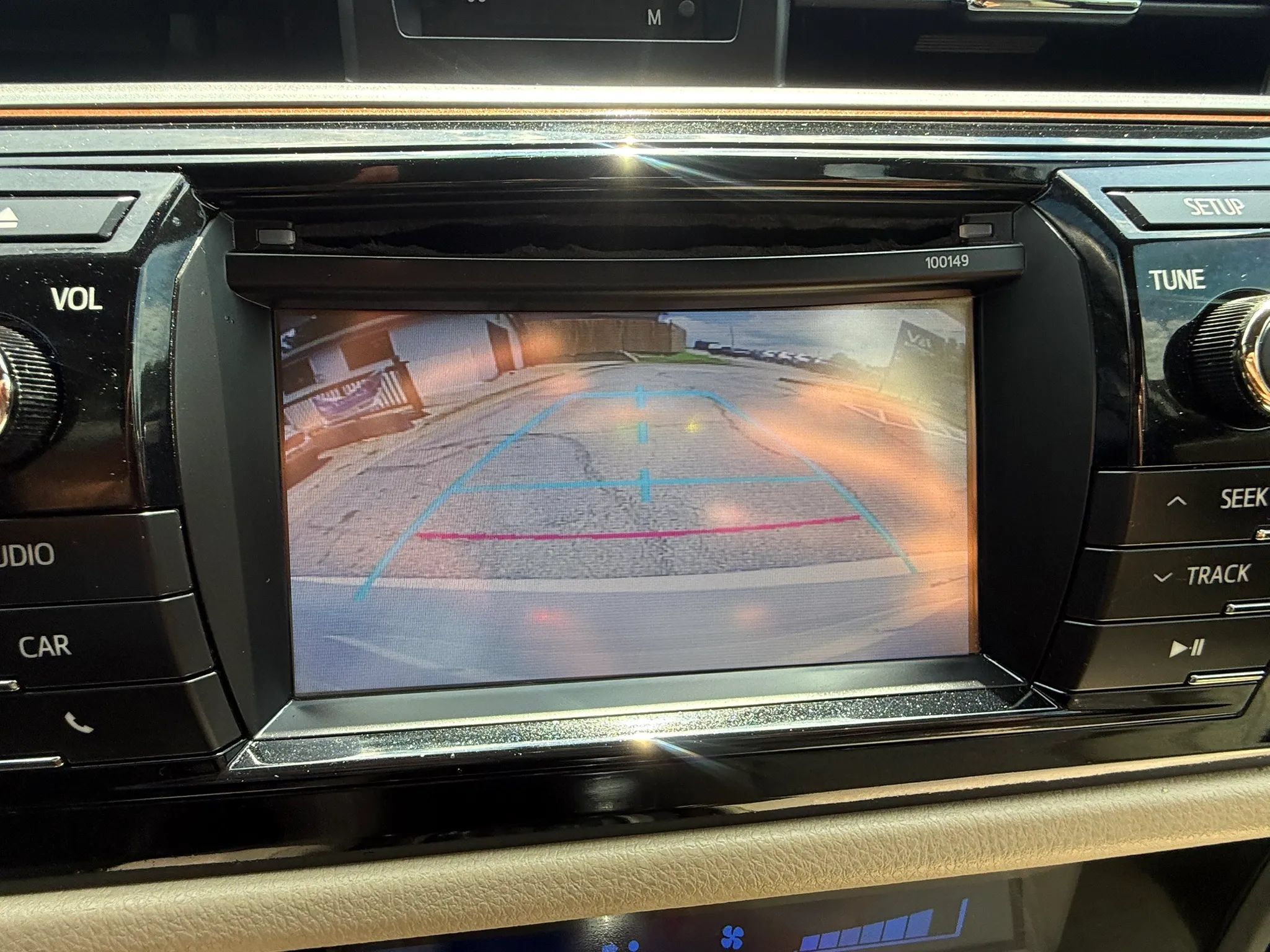 Used 2014 Toyota Corolla LE FWD image 12