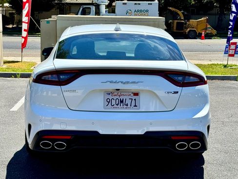 Used 2020 Kia Stinger GT-Line w/ Sun & Sound Package RWD image 5