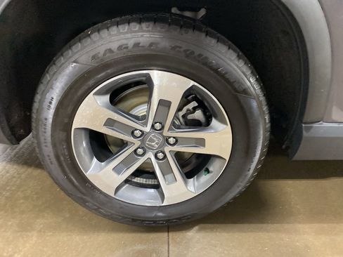 Certified 2024 Honda Pilot EX-L image 13