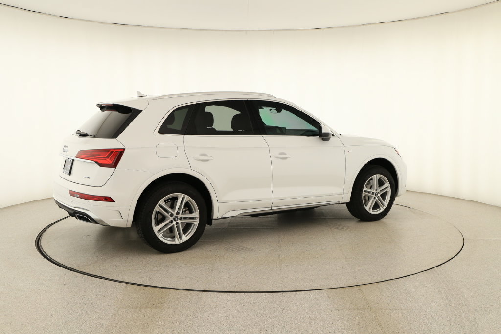 Certified 2024 Audi Q5 e Premium w/ Convenience Package AWD/4WD image 7