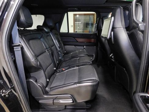 Used 2021 Lincoln Navigator L Reserve image 93
