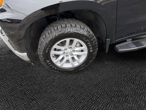 Used 2022 Chevrolet Silverado 1500 LT image 11
