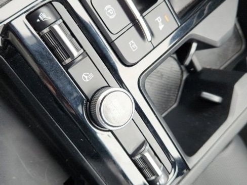 Used 2025 Kia K5 GT-Line w/ GT-Line Premium Package image 13