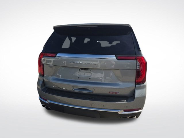 Used 2025 GMC Yukon XL Denali w/ Denali Reserve Package AWD/4WD image 4