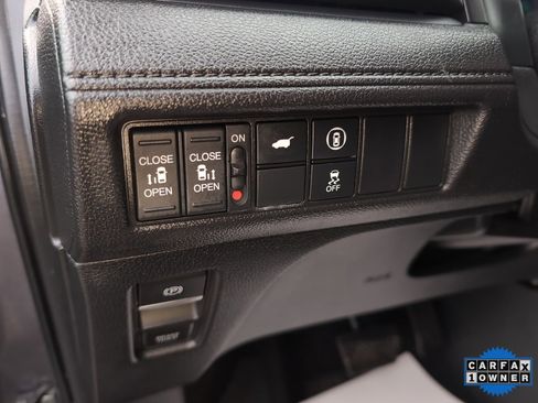 Used 2024 Honda Odyssey EX-L image 19