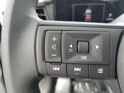 New 2026 Nissan Rogue S image 5