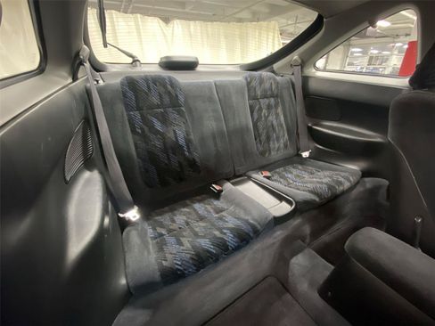 Used 2001 Acura Integra LS FWD image 27