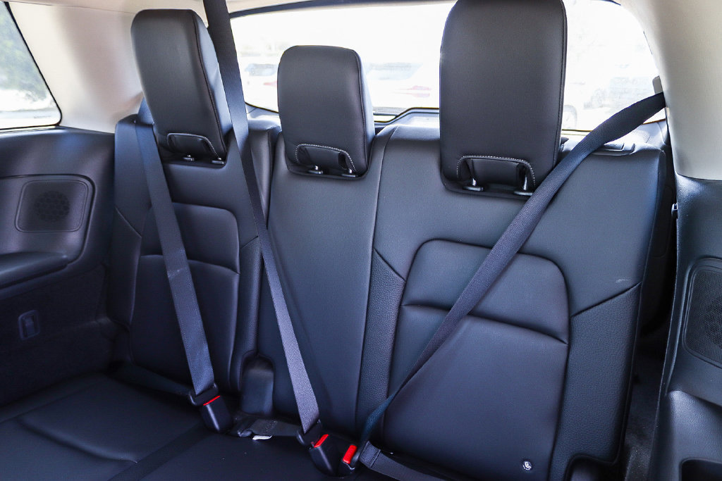Used 2025 Nissan Pathfinder SL w/ SL Premium Package FWD image 21