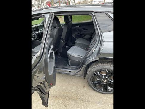 New 2026 Volkswagen Tiguan SE R-Line AWD/4WD image 6