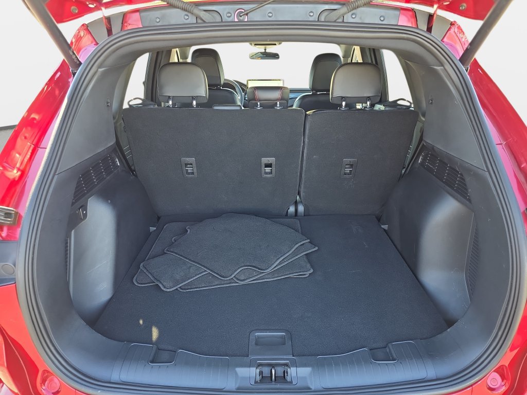 Used 2024 Ford Escape ST-Line w/ Tech Pack #1 FWD image 12