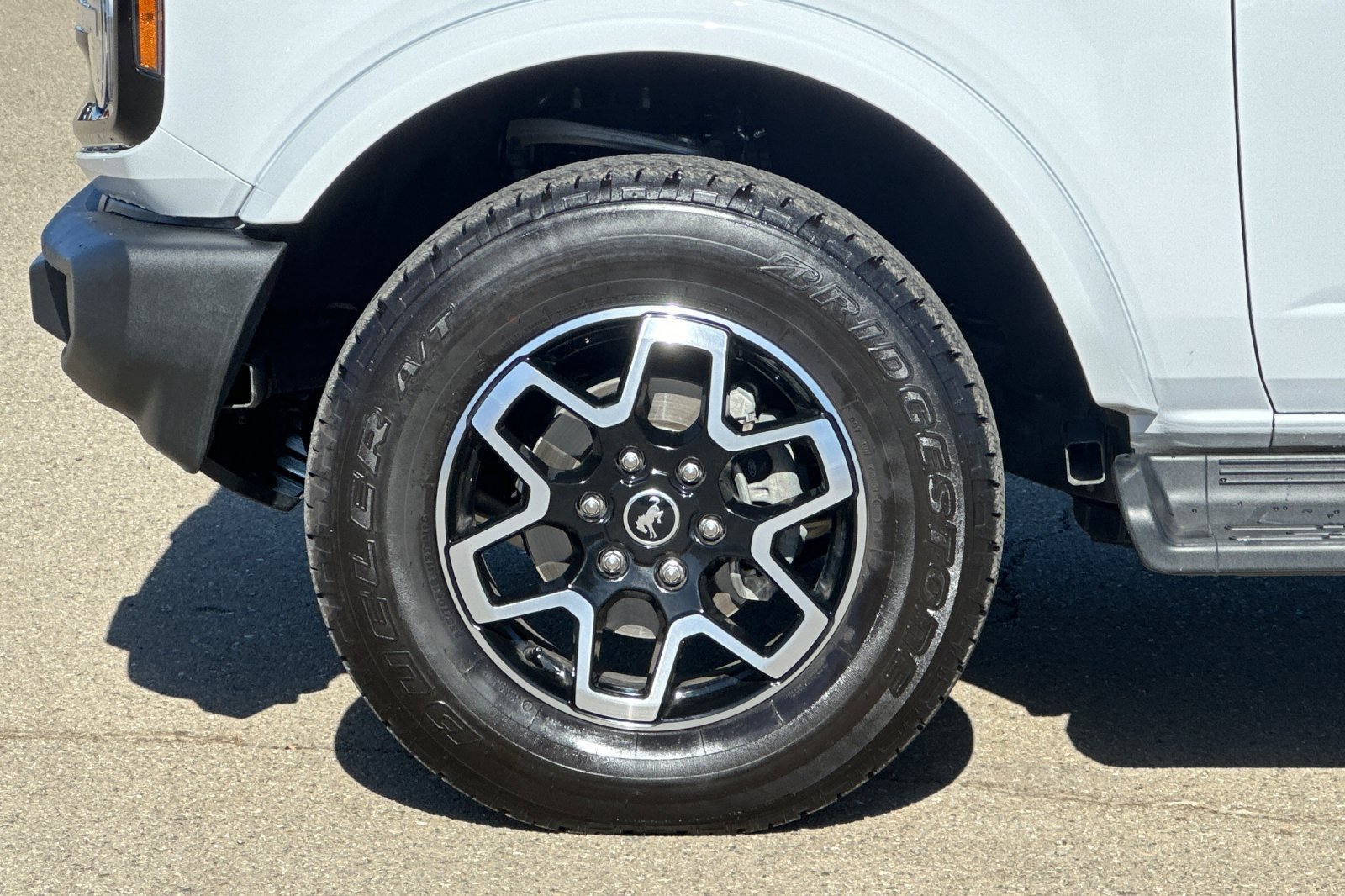 Used 2025 Ford Bronco Outer Banks AWD/4WD image 45