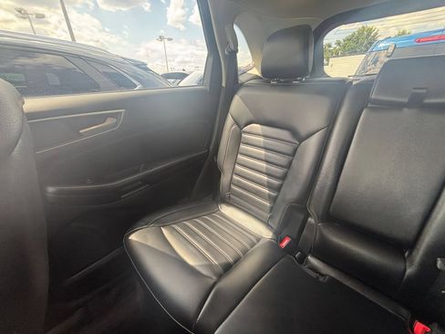 Used 2024 Ford Edge SEL AWD/4WD image 38