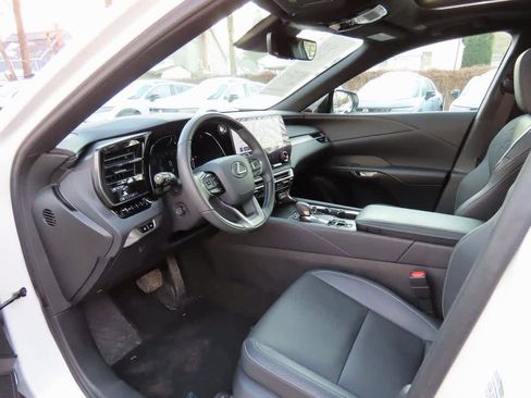 Used 2024 Lexus RX 350 Premium w/ Accessory Package (Z1) image 2