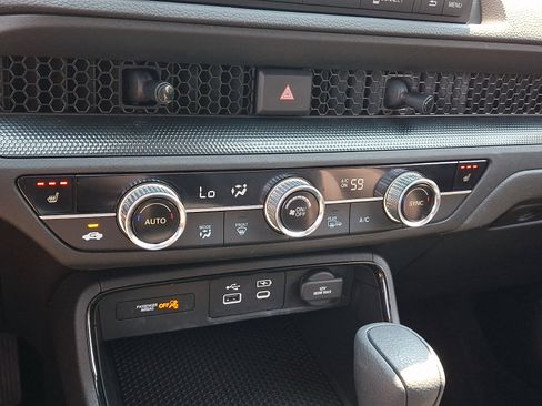 Certified 2024 Honda CR-V EX image 15