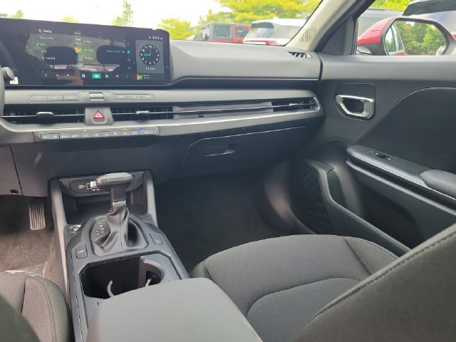 New 2026 Kia K4 FWD image 11