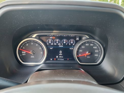 Used 2021 Chevrolet Suburban Z71 w/ Z71 Off-Road Package image 31