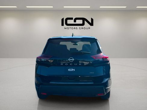 Used 2024 Nissan Rogue S AWD/4WD image 4