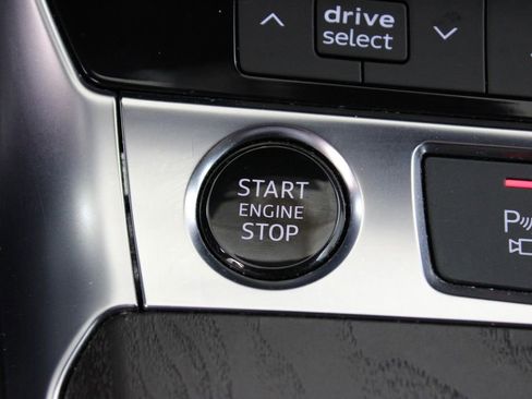 Used 2023 Audi A6 Premium Plus w/ Premium Plus Package AWD/4WD image 12