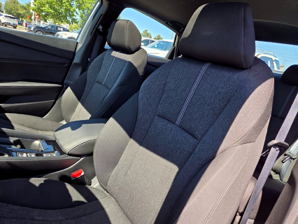 Used 2024 Honda Accord Sport image 11