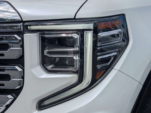Used 2023 GMC Sierra 1500 Denali w/ Technology Package RWD image 29