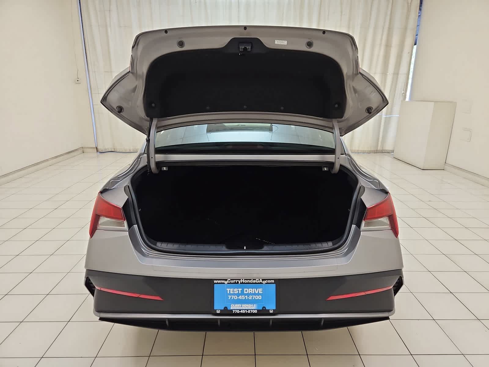 Used 2024 Hyundai Elantra SEL FWD image 21