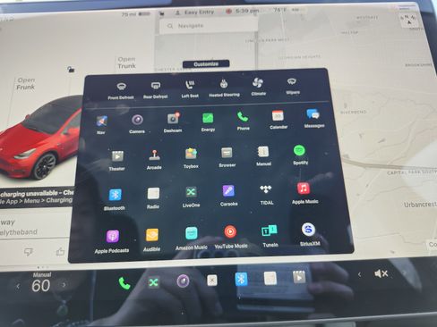 Used 2021 Tesla Model Y Long Range image 33