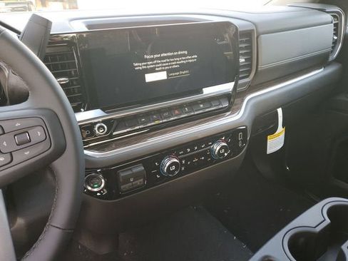 New 2026 GMC Sierra 1500 Elevation image 27