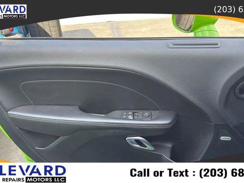 Used 2017 Dodge Challenger GT w/ GT Interior Package image 24