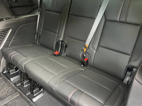 Used 2024 Chevrolet Tahoe RST AWD/4WD image 21