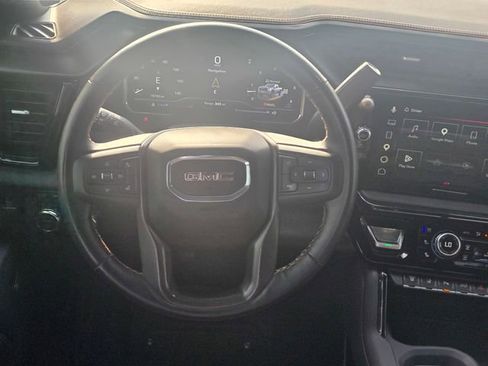 Used 2025 GMC Sierra 2500 AT4 w/ AT4 Premium Plus Package AWD/4WD image 16
