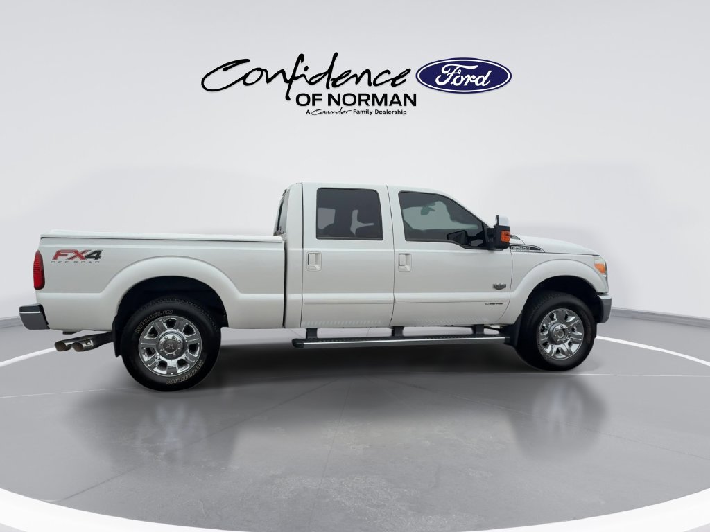 Used 2016 Ford F250 King Ranch w/ FX4 Off-Road Package AWD/4WD image 2