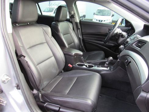 Used 2017 Acura ILX image 14